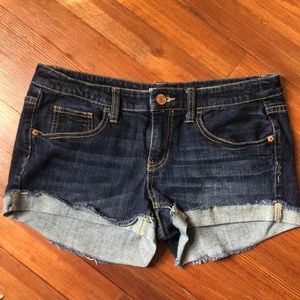 Mossimo Supply CO. Low rise denim shorts